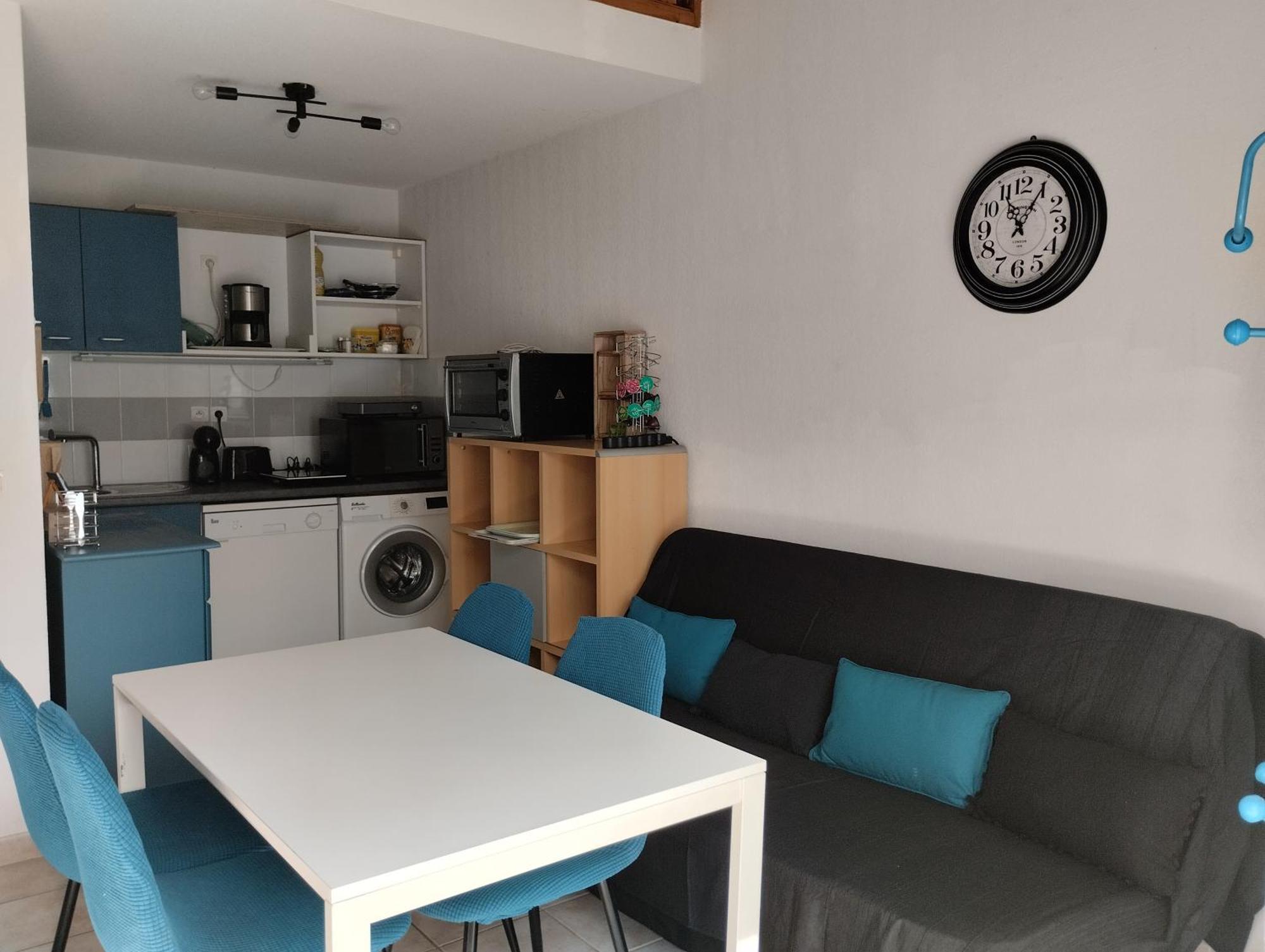 La Maison Bleue Calvisson Extérieur photo